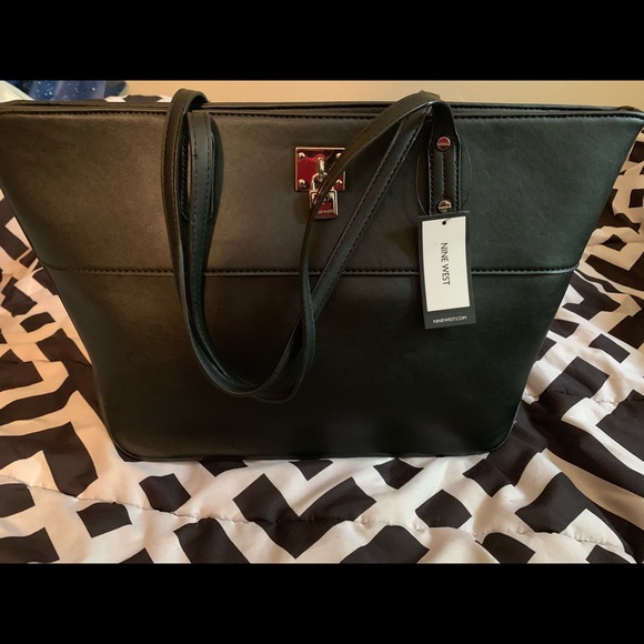 Brand new Nine West Purse - Picture 1 of 3